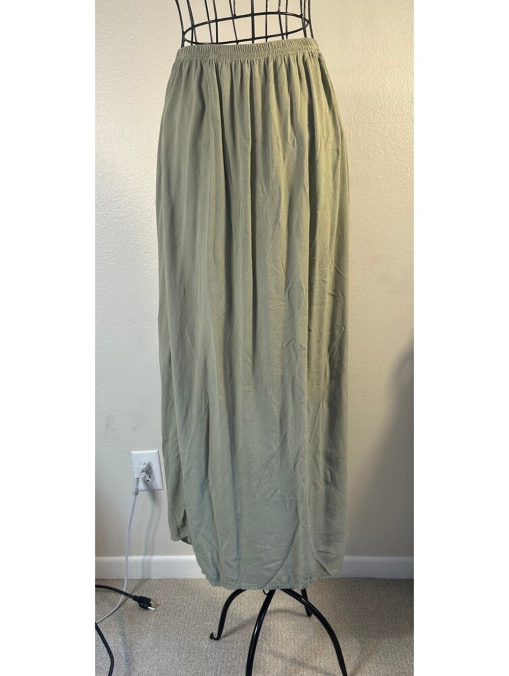 Cut Loose Green Maxi Skirt With Back Slit
